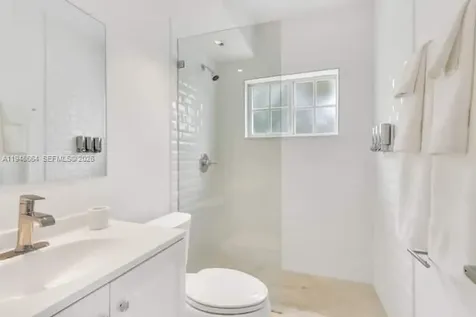 290 Sunrise Key Biscayne FL 33149