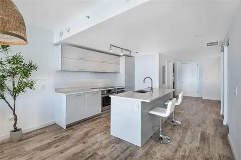 650 NE 32nd Street Miami FL 33137