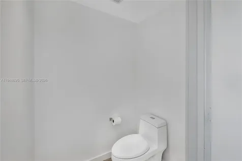 650 NE 32nd Street Miami FL 33137