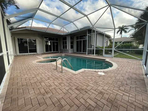 4023 Turnstone Court Weston FL 33331
