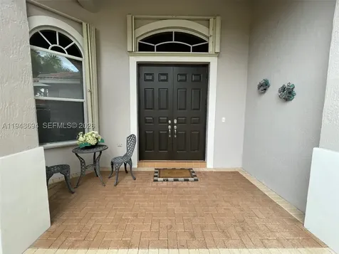 4023 Turnstone Court Weston FL 33331