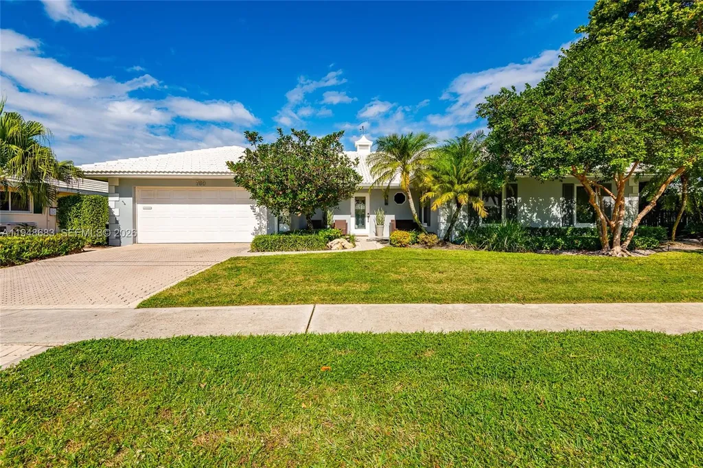 709 SW Elm Tree Lane Boca Raton FL 33486