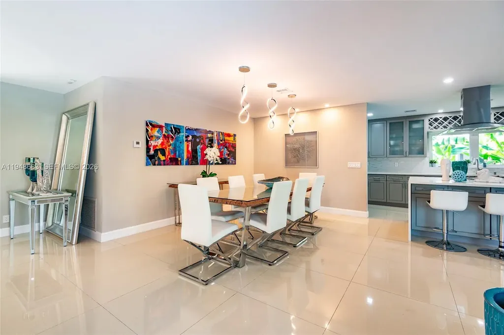 709 SW Elm Tree Lane Boca Raton FL 33486