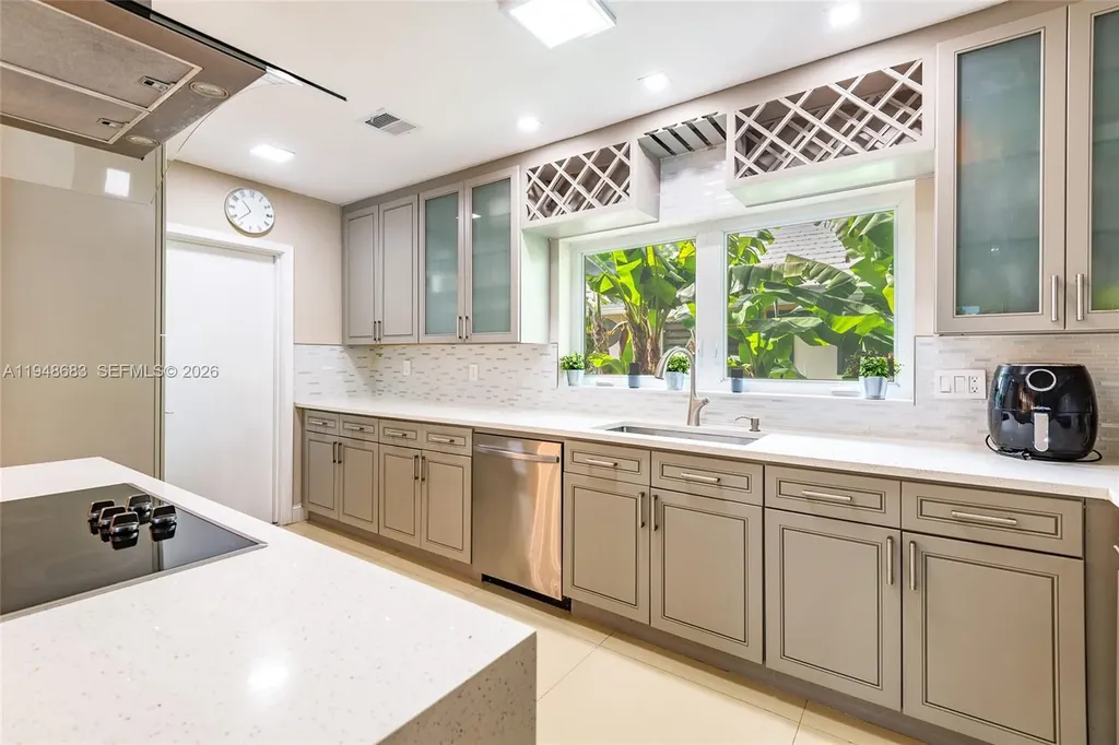 709 SW Elm Tree Lane Boca Raton FL 33486