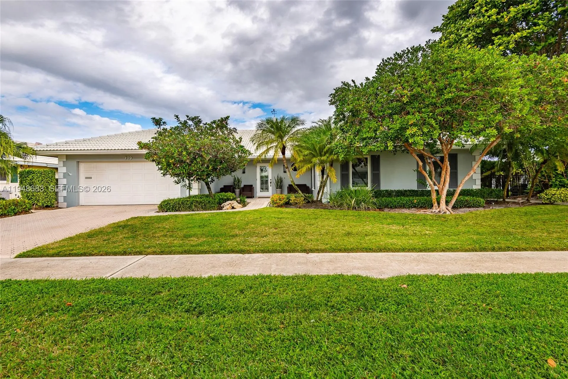 709 SW Elm Tree Lane Boca Raton FL 33486