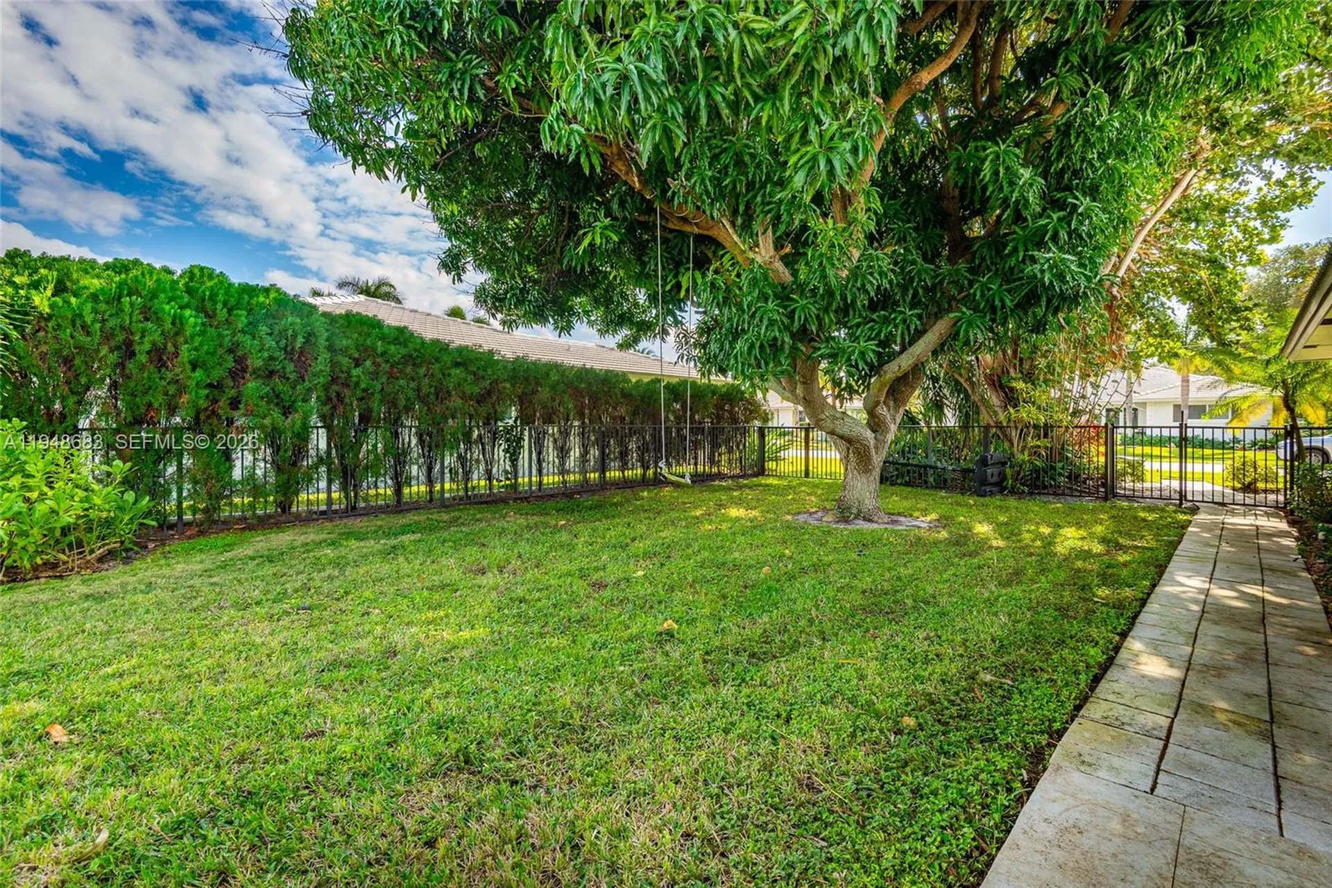 709 SW Elm Tree Lane Boca Raton FL 33486