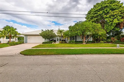 709 SW Elm Tree Lane Boca Raton FL 33486