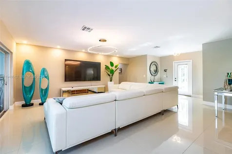 709 SW Elm Tree Lane Boca Raton FL 33486