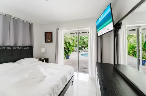4017 Monroe Street Hollywood FL 33021