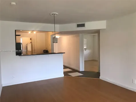 8040 N Colony Circle N Tamarac FL 33321