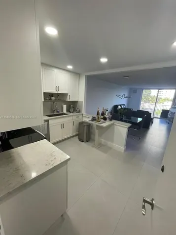 1401 S Ocean Drive Hollywood FL 33019