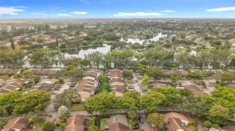 10340 Laurel Court Pembroke Pines FL 33026
