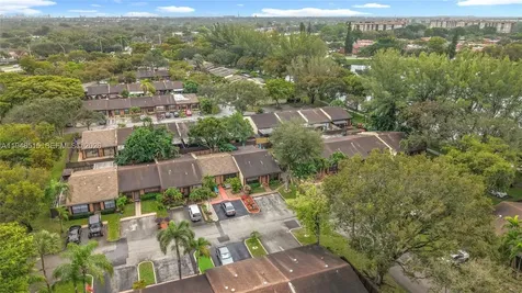 10340 Laurel Court Pembroke Pines FL 33026