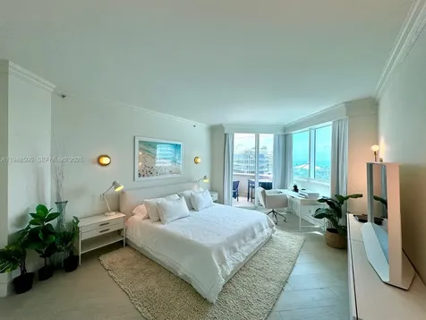300 S Pointe Drive Miami Beach FL 33139