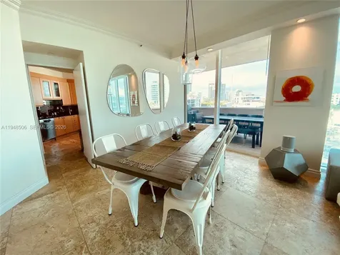 300 S Pointe Drive Miami Beach FL 33139