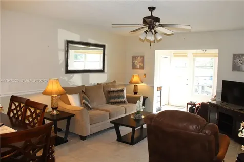 5620 SW 3rd Place Margate FL 33068