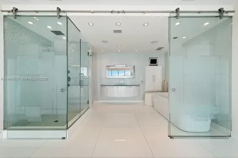 1040 Biscayne Boulevard Miami FL 33132