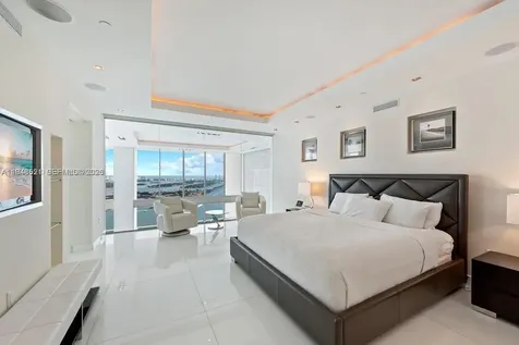 1040 Biscayne Boulevard Miami FL 33132