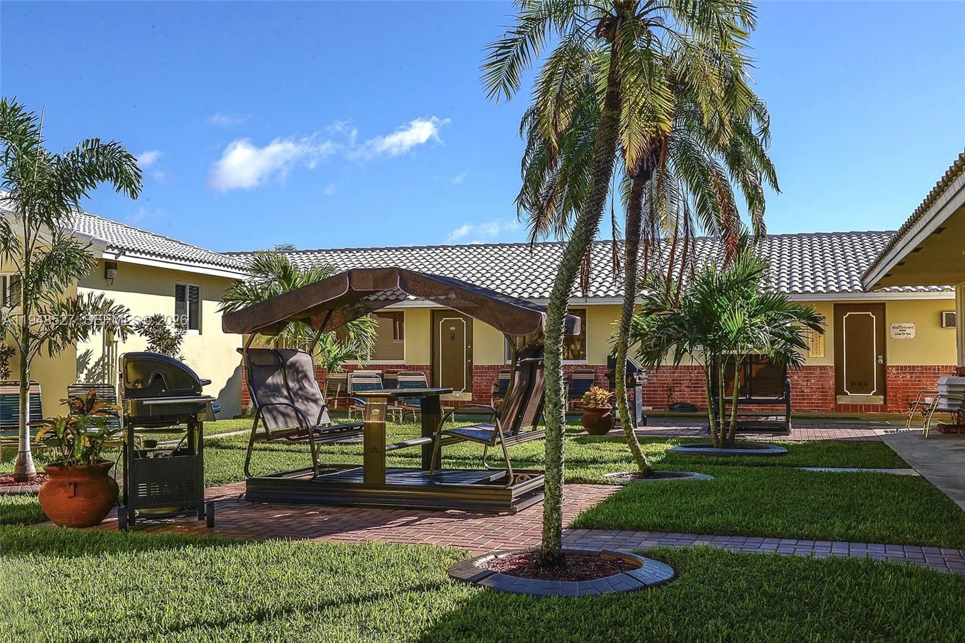 1748 Rodman Street Hollywood FL 33020