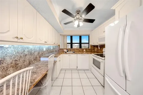 2017 S Ocean Drive Hallandale Beach FL 33009