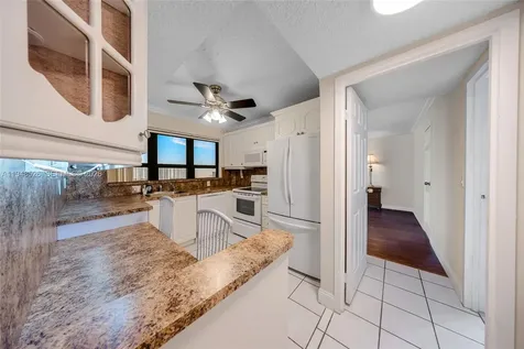 2017 S Ocean Drive Hallandale Beach FL 33009