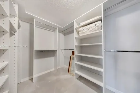 2017 S Ocean Drive Hallandale Beach FL 33009