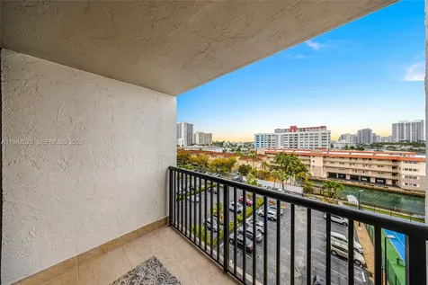 2017 S Ocean Drive Hallandale Beach FL 33009