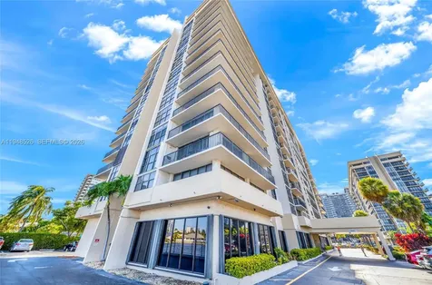 2017 S Ocean Drive Hallandale Beach FL 33009