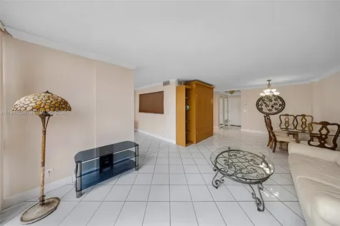2017 S Ocean Drive Hallandale Beach FL 33009