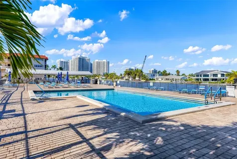 2017 S Ocean Drive Hallandale Beach FL 33009