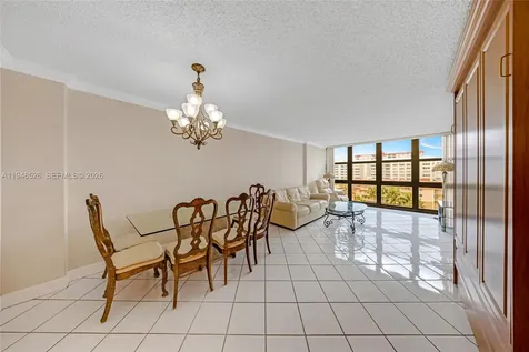 2017 S Ocean Drive Hallandale Beach FL 33009
