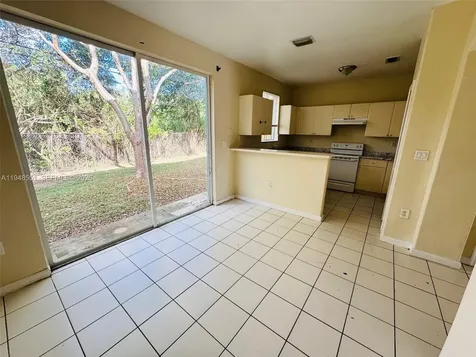 1527 SE 24th Court Homestead FL 33035