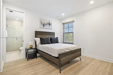 165 Bonnette Hunt Club Lane Palm Beach Gardens FL 33418