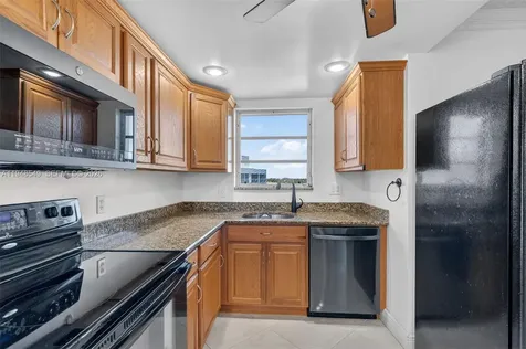 2731 NE 14th Street Causeway Pompano Beach FL 33062