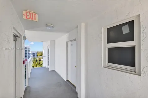 2731 NE 14th Street Causeway Pompano Beach FL 33062