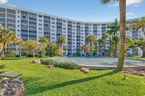 2731 NE 14th Street Causeway Pompano Beach FL 33062