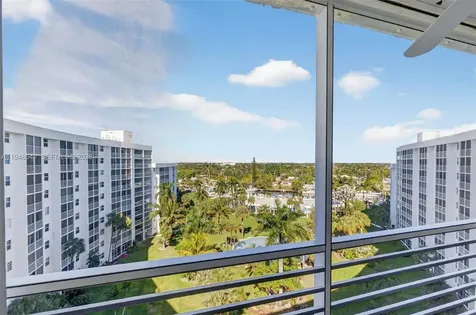 2731 NE 14th Street Causeway Pompano Beach FL 33062