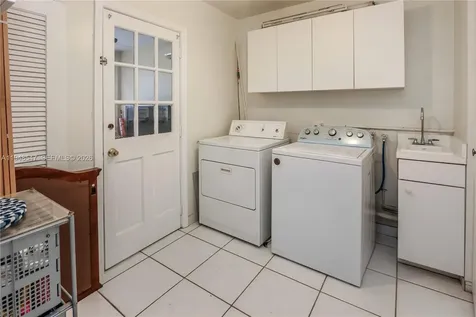 1308 Hollywood Boulevard Hollywood FL 33019