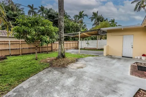 1308 Hollywood Boulevard Hollywood FL 33019