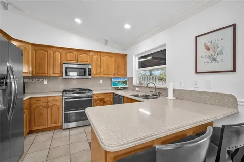 19211 NW 88th Court Hialeah FL 33018