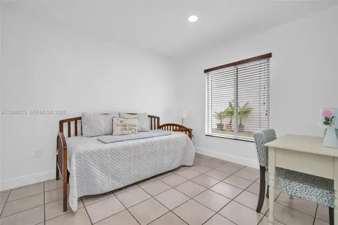 19211 NW 88th Court Hialeah FL 33018