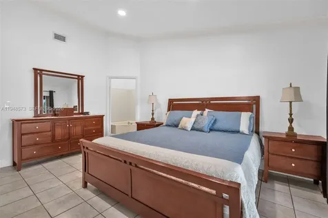 19211 NW 88th Court Hialeah FL 33018