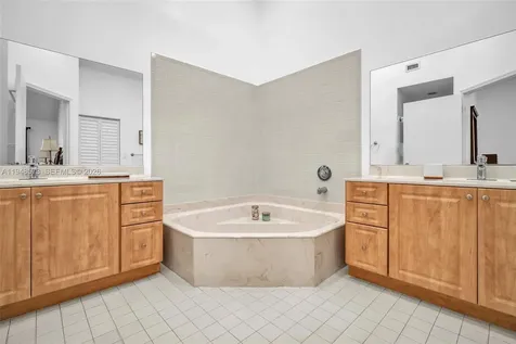 19211 NW 88th Court Hialeah FL 33018