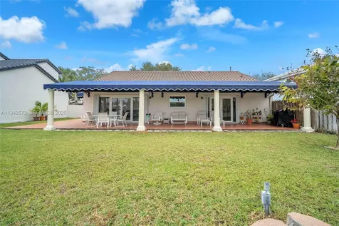 19211 NW 88th Court Hialeah FL 33018