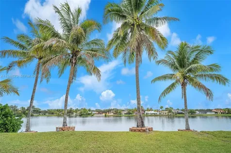 19211 NW 88th Court Hialeah FL 33018