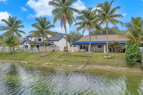 19211 NW 88th Court Hialeah FL 33018
