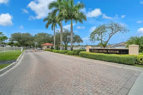 19211 NW 88th Court Hialeah FL 33018