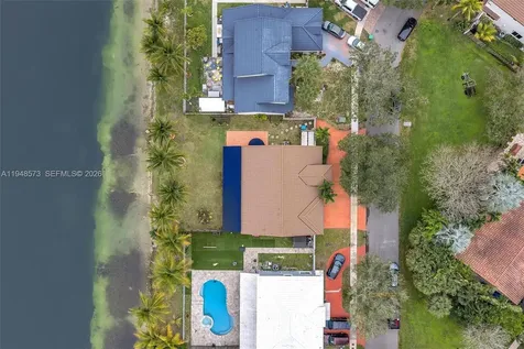 19211 NW 88th Court Hialeah FL 33018