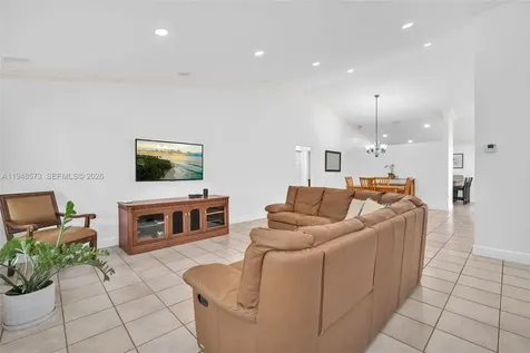 19211 NW 88th Court Hialeah FL 33018