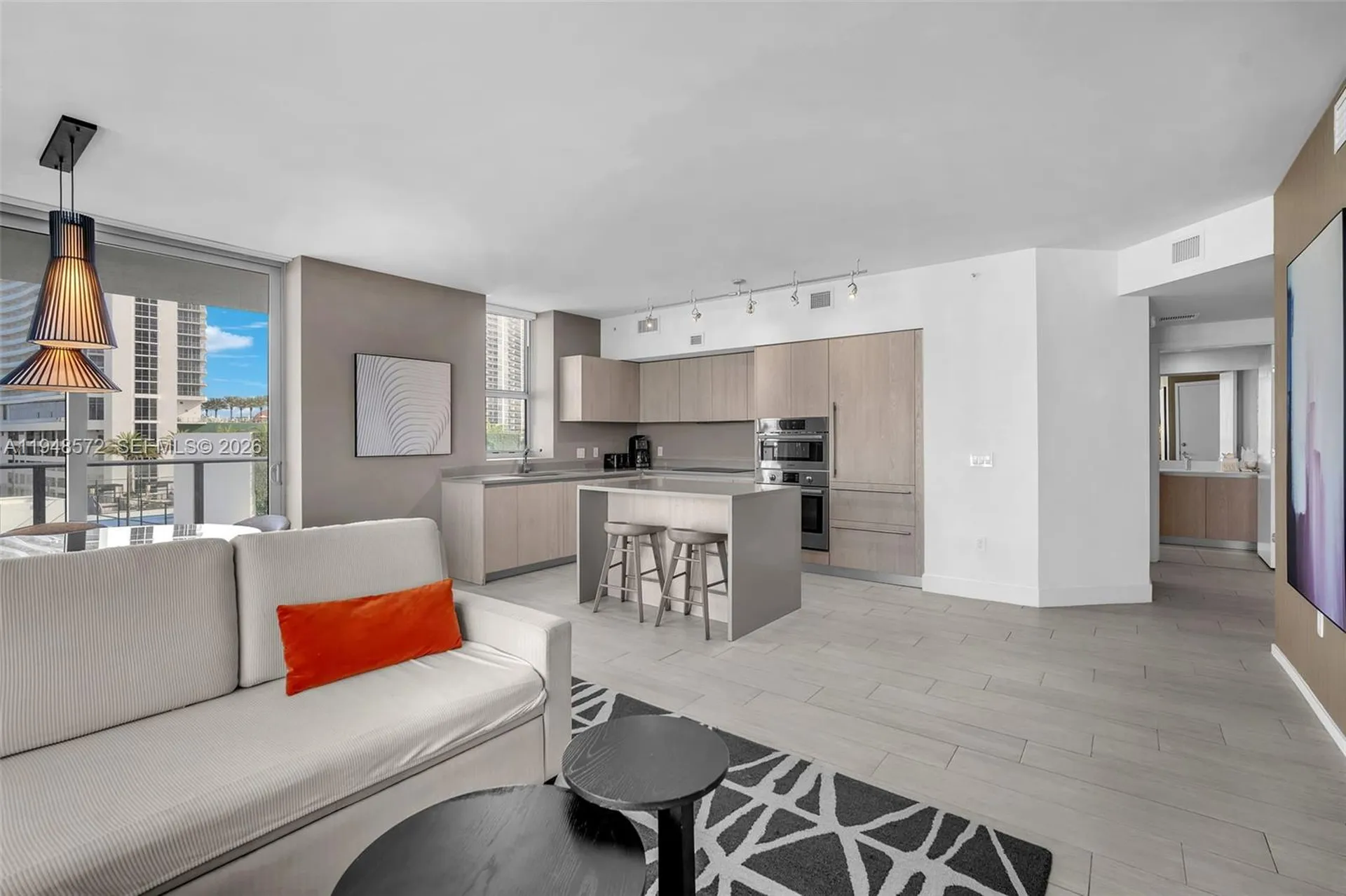 4010 S Ocean Drive Hollywood FL 33019